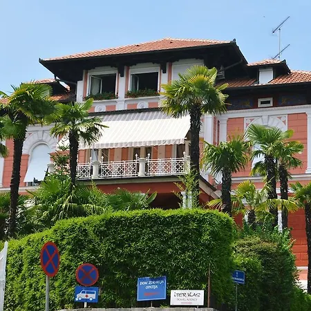 Royal View Apartment