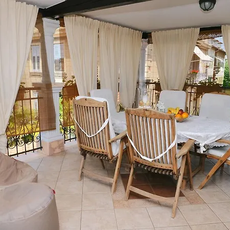 Apartment Royal View
