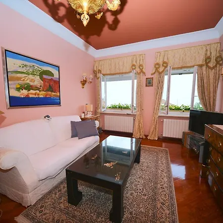 Apartment Royal View *